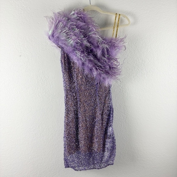 Bronx and Banco Lulu Sequin Glitter Feather One Shoulder Dress Purple Small - Picture 5 of 10